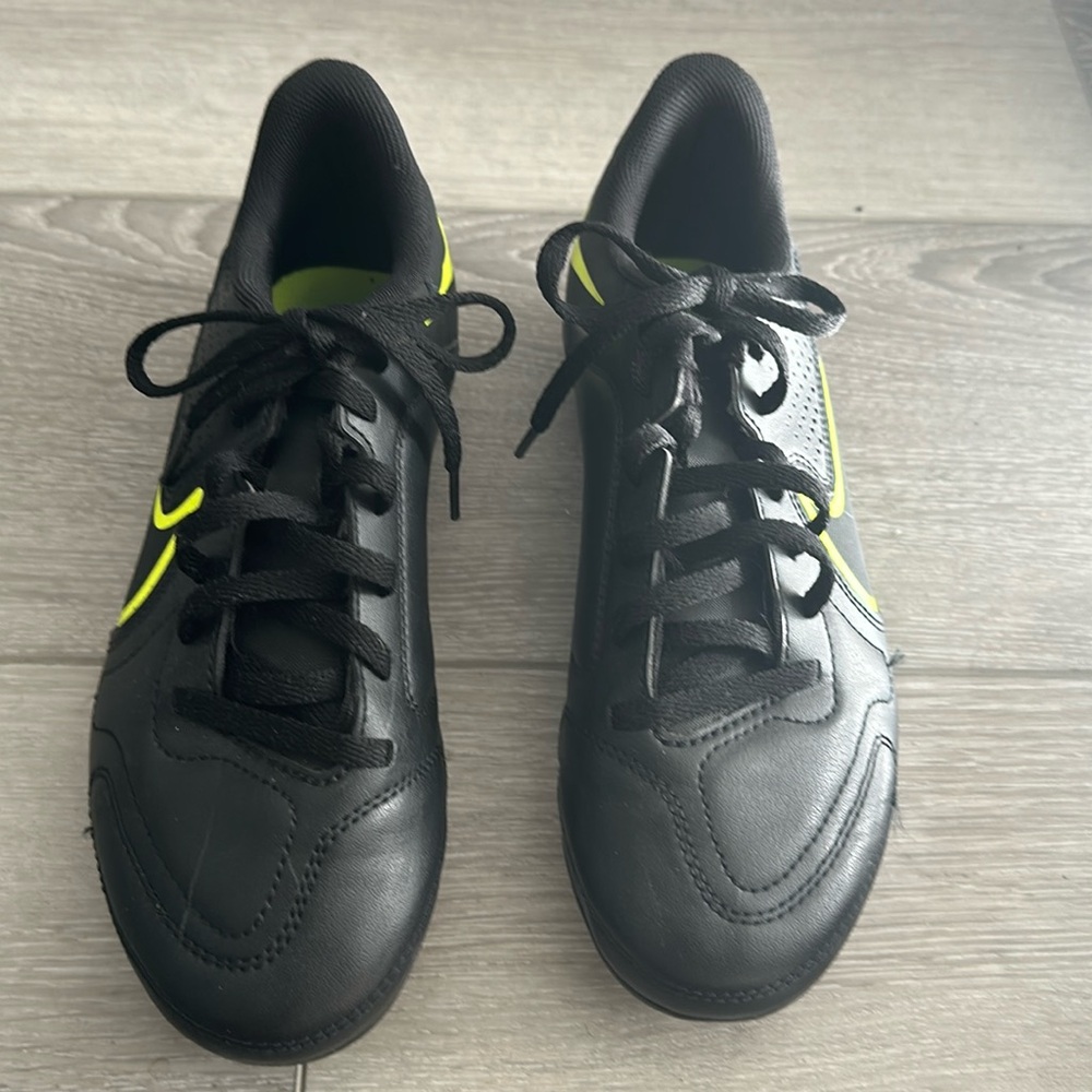 Nike Soccer cleats (used)